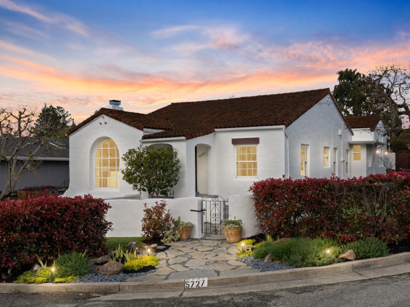 5727 Amy Drive Oakland, California 94618